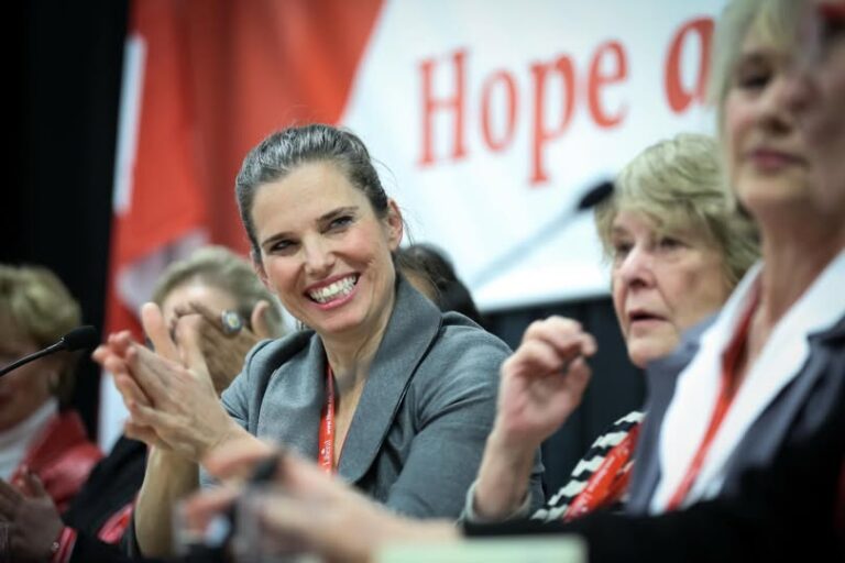 Kirsty Duncan Obituary, Death; Canadian Geographer And Former Minister Of Science And Sport Dies Of Cancer